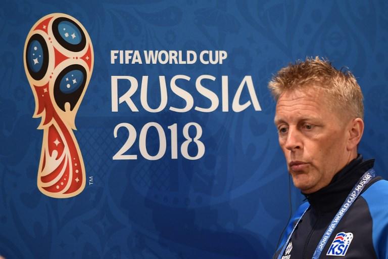 مدرب أيسلندا هالغريمسون خلال كأس العالم 2018. نيكولاس عصفوري/أ ف ب