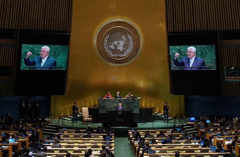 الرئيس الفلسطيني محمود عباس أثناء إلقاء خطابه أمام الجمعية العامة للأمم المتحدة في نيويورك، 27 سبتمبر 2018. أ ف ب 