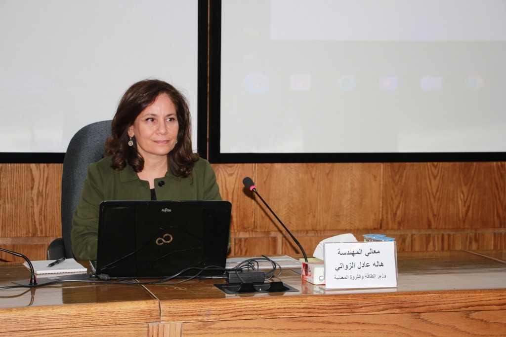 وزيرة الطاقة هالة زواتي. (القوات المسلحة الأردنية)