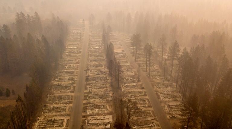 صورة لحرائق طالت مناطق واسعة في ولاية كاليفورنيا في الولايات المتحدة، 15 نوفمبر 2018. أ ف ب 