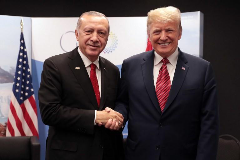 الرئيس الأميركي دونالد ترامب والرئيس التركي رجب طيب أردوغان خلال لقاء سابق (أ ف ب)