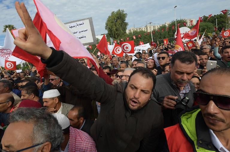 صورة أرشيفية لإضراب عام في تونس لمطالبة الحكومة رفع الأجور 22 نوفمبر 2018. أ ف ب 