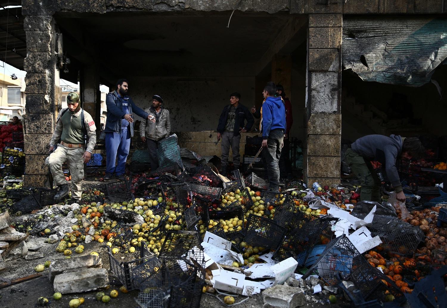 صورة أرشيفية لتفجير في أحد الأسواق في مدينة عفرين السورية، 16 ديسمبر 2018. أ ف ب  