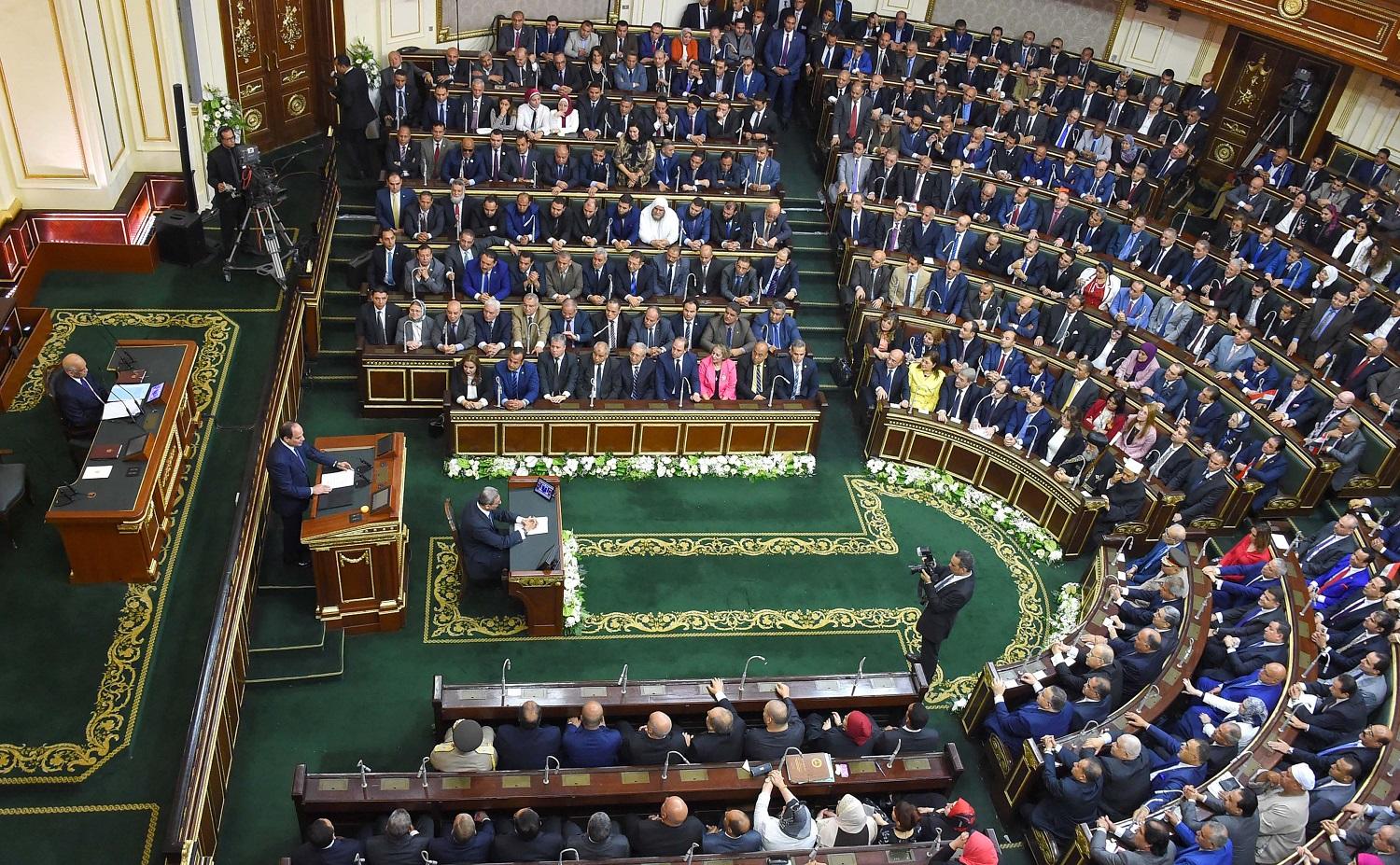 الرئيس المصري عبدالفتاح السيسي يلقي خطابا أمام البرلمان، 2 يونيو 2018. أ ف ب 