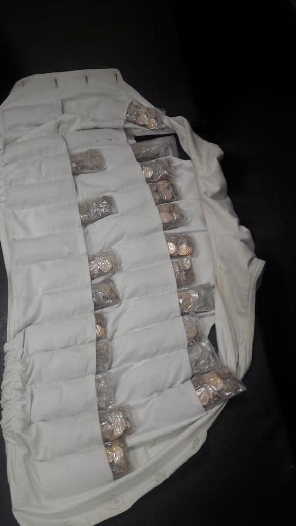 جانب من المضبوطات. (دائرة الجمارك العامة)