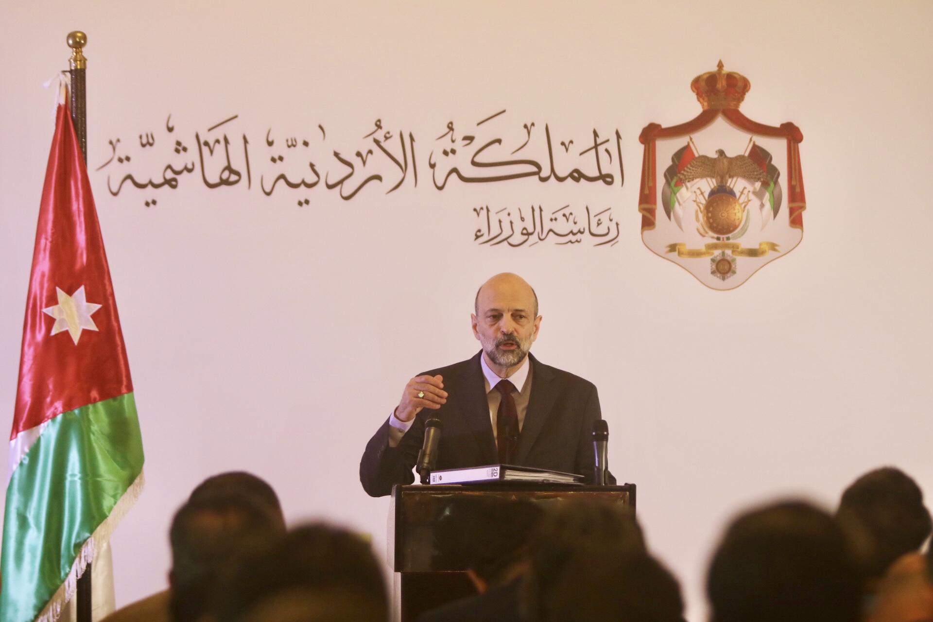 رئيس الوزراء عمر الرزاز خلال مؤتمر صحفي. صلاح ملكاوي/ المملكة