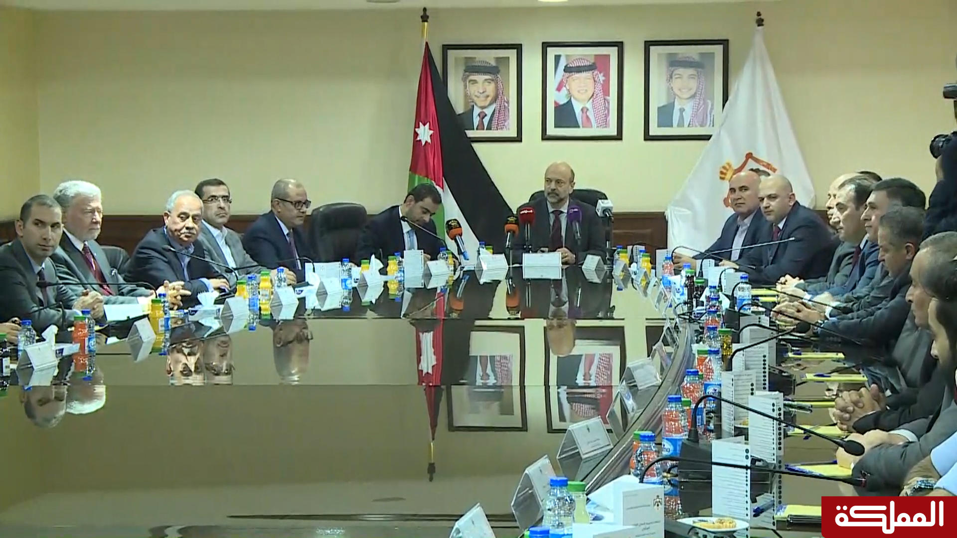   رئيس الوزراء عمر الرزاز  خلال مشاركته في إطلاق خدمات لوزارة الصناعة والتجارة والتموين. (المملكة) 