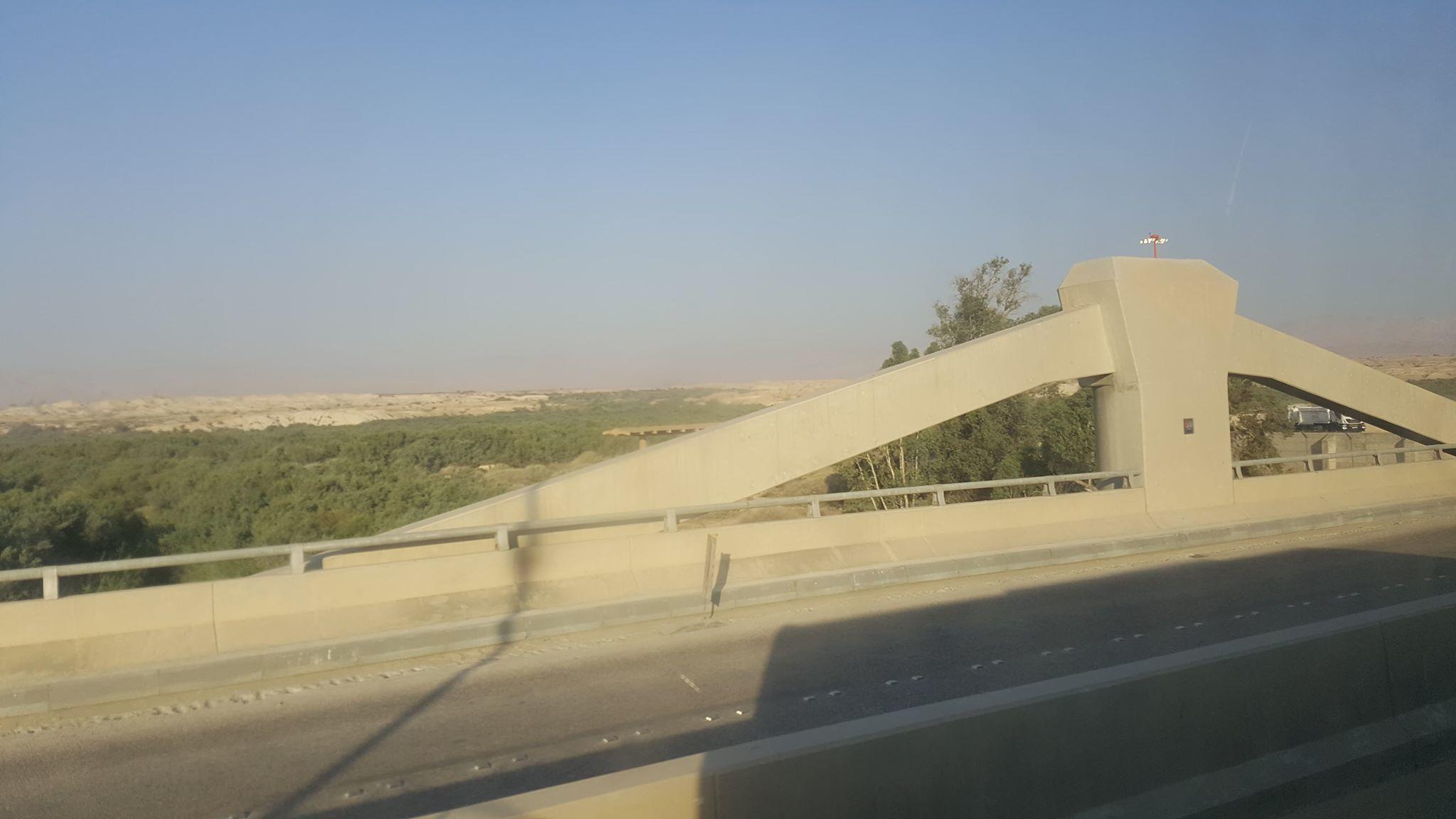 جسر الملك حسين الواصل بين الأردن والضفة الغربية المحتلة والجانب الإسرائيلي. (المملكة)