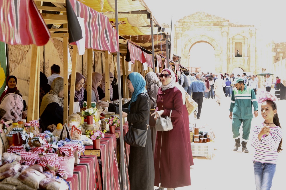 جانب من مهرجان "المونة" في محافظة جرش. صلاح ملكاوي/ المملكة