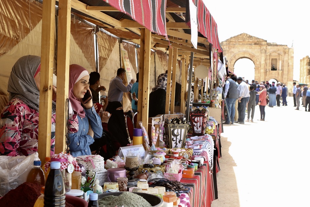 جانب من مهرجان "المونة" في محافظة جرش. صلاح ملكاوي/ المملكة