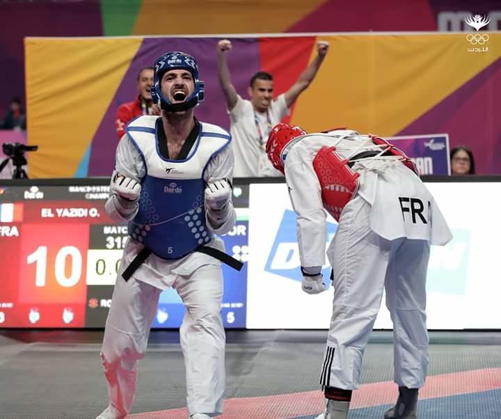 لاعب منتخب التايكواندو حمزة قطان بعد تأهله إلى نصف نهائي بطولة العالم. (اللجنة الأولمبية الأردنية)