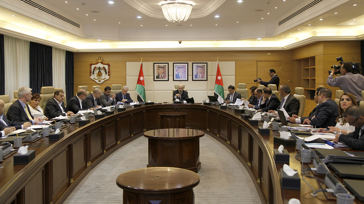 رئيس الوزراء عمر الرزاز خلال لقاء مع مجلس الشراكة بين القطاعين العام والخاص، 21 مايو 2019. بترا 