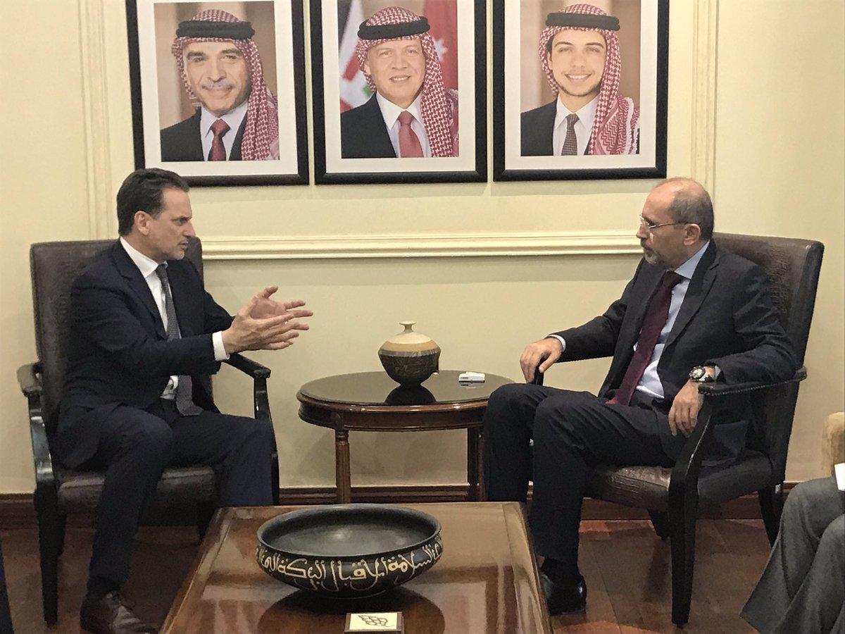 وزير الخارجية أيمن الصفدي يلتقي المفوض العام لـ"أونروا" بيير كرينبول. (وزارة الخارجية وشؤون المغتربين)
