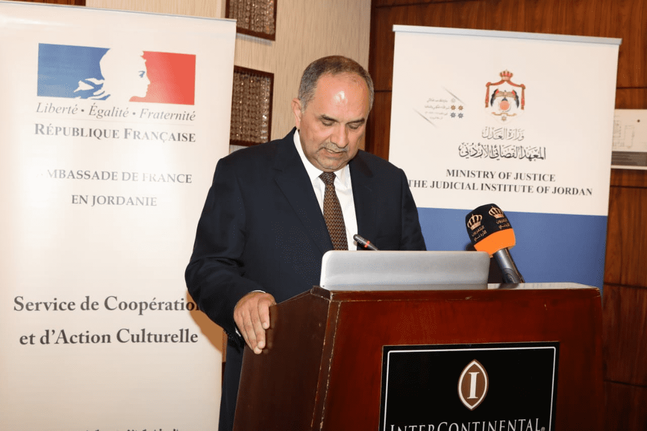 وزير العدل بسام التلهوني خلال كلمته في أعمال ندوة "التدريب القضائي بشـأن الملكية الفكرية وإنفاذ حقوق الملكية الفكرية". (وزارة العدل)