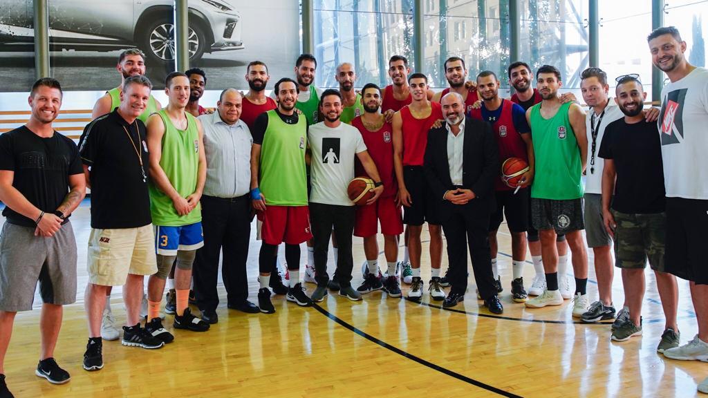 سمو الأمير الحسين بن عبدالله الثاني، ولي العهد، يحضر تمرين المنتخب الوطني لكرة السلة