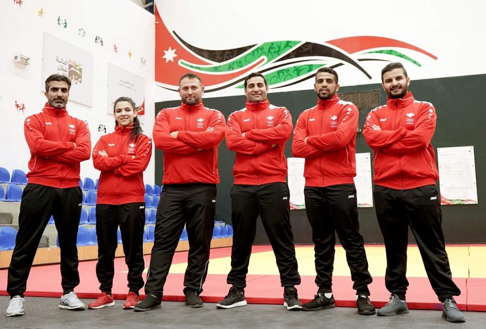 بعثة المنتخب الوطني المشاركة في بطولة العالم للجودو. (اللجنة الأولمبية الأردنية)