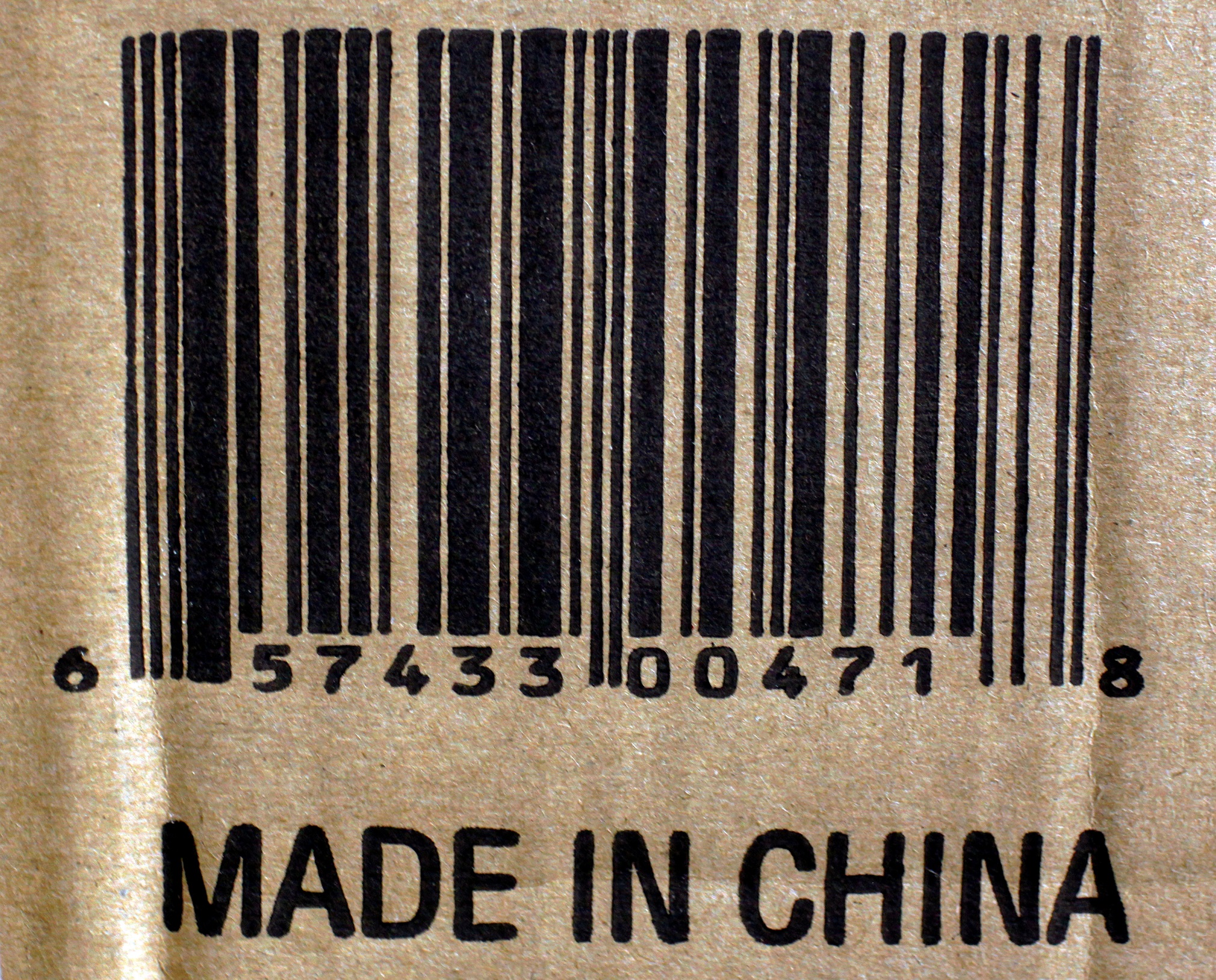 صندوق يحوي ثلاجة مصنوعة في الصين معروض في متجر في إيفرت في ولاية ماساتشوسيتس الأميركية، 18 كانون الثاني/يناير 2019. (بريان سنايدر/ رويترز)
