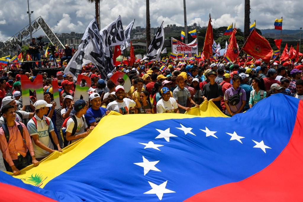 قطعت فنزويلا العلاقات الدبلوماسية مع الولايات المتحدة بعد اعتراف الأخيرة بزعيم المعارضة خوان غوايدو كرئيس مؤقت. أ ف ب