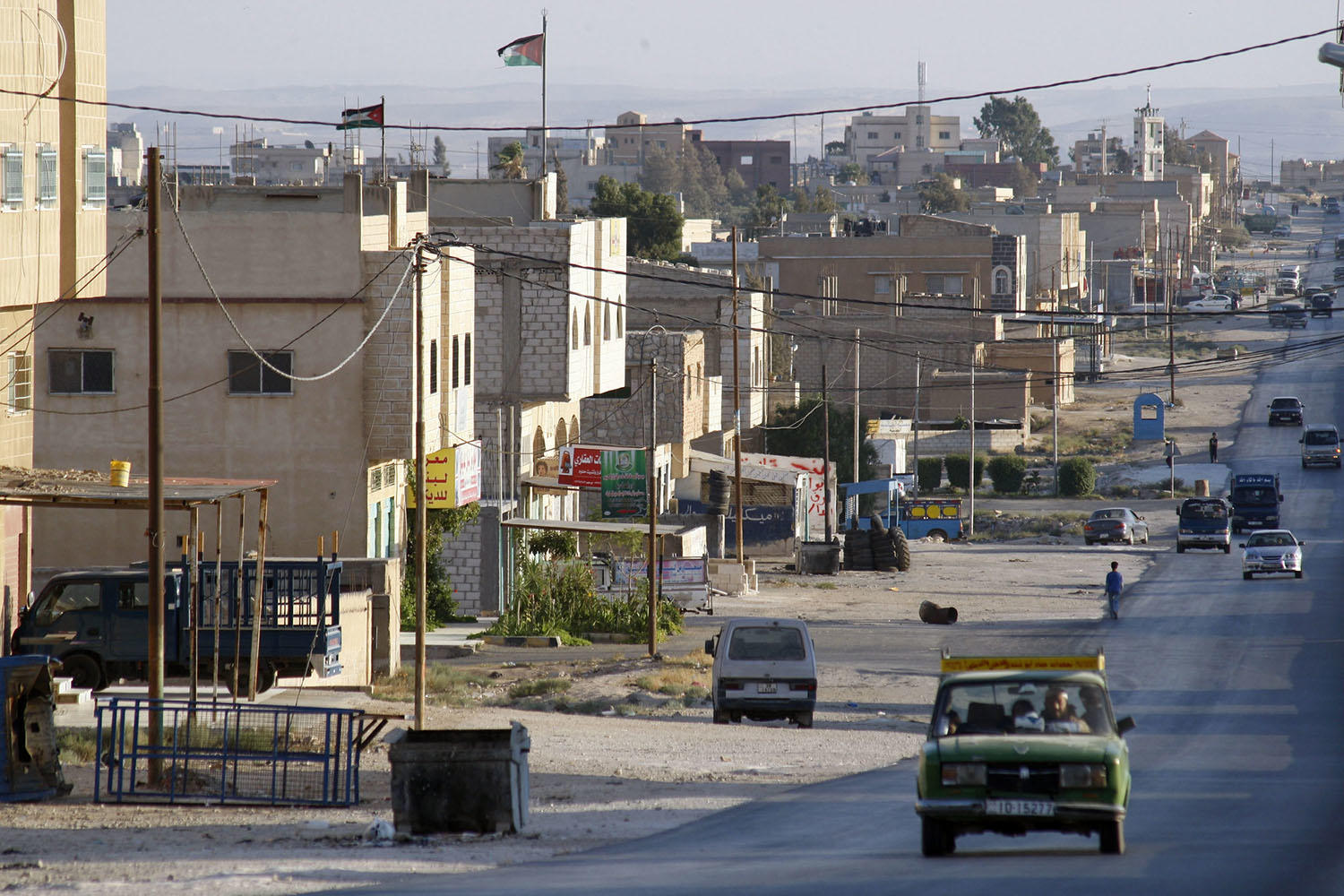 صورة أرشيفية من أحد شوارع محافظة المفرق الواقعة شمالي الأردن. (صلاح ملكاوي/المملكة)