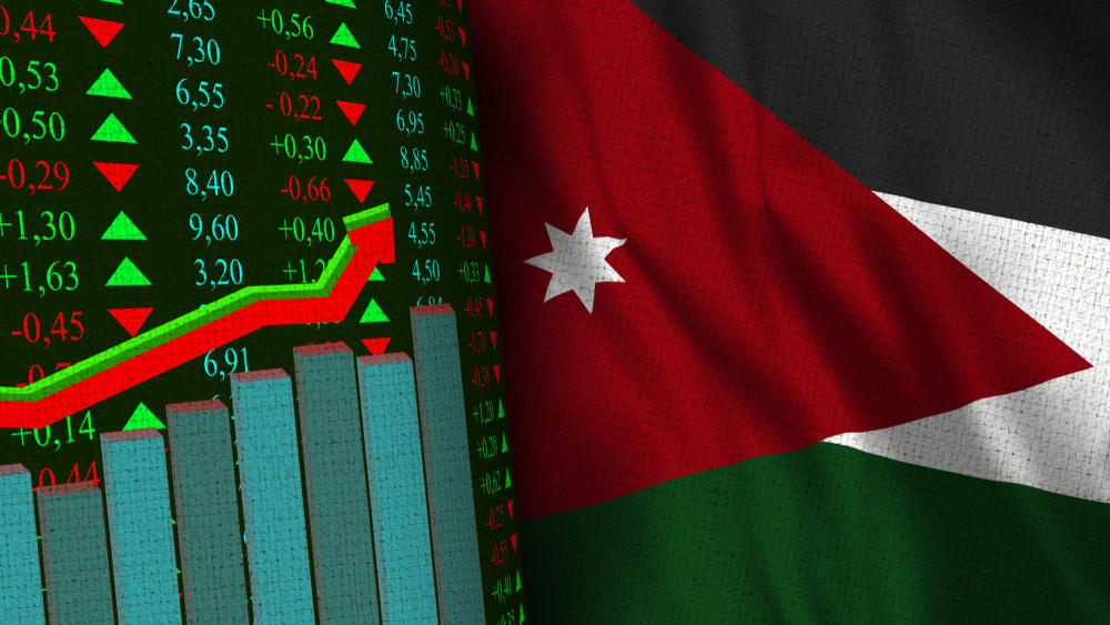 القرار يهدف إلى تحفيز البيئة الاستثمارية وتوطين الاستثمارات القائمة، وإيجاد فرص عمل للأردنيين. (shutterstock)