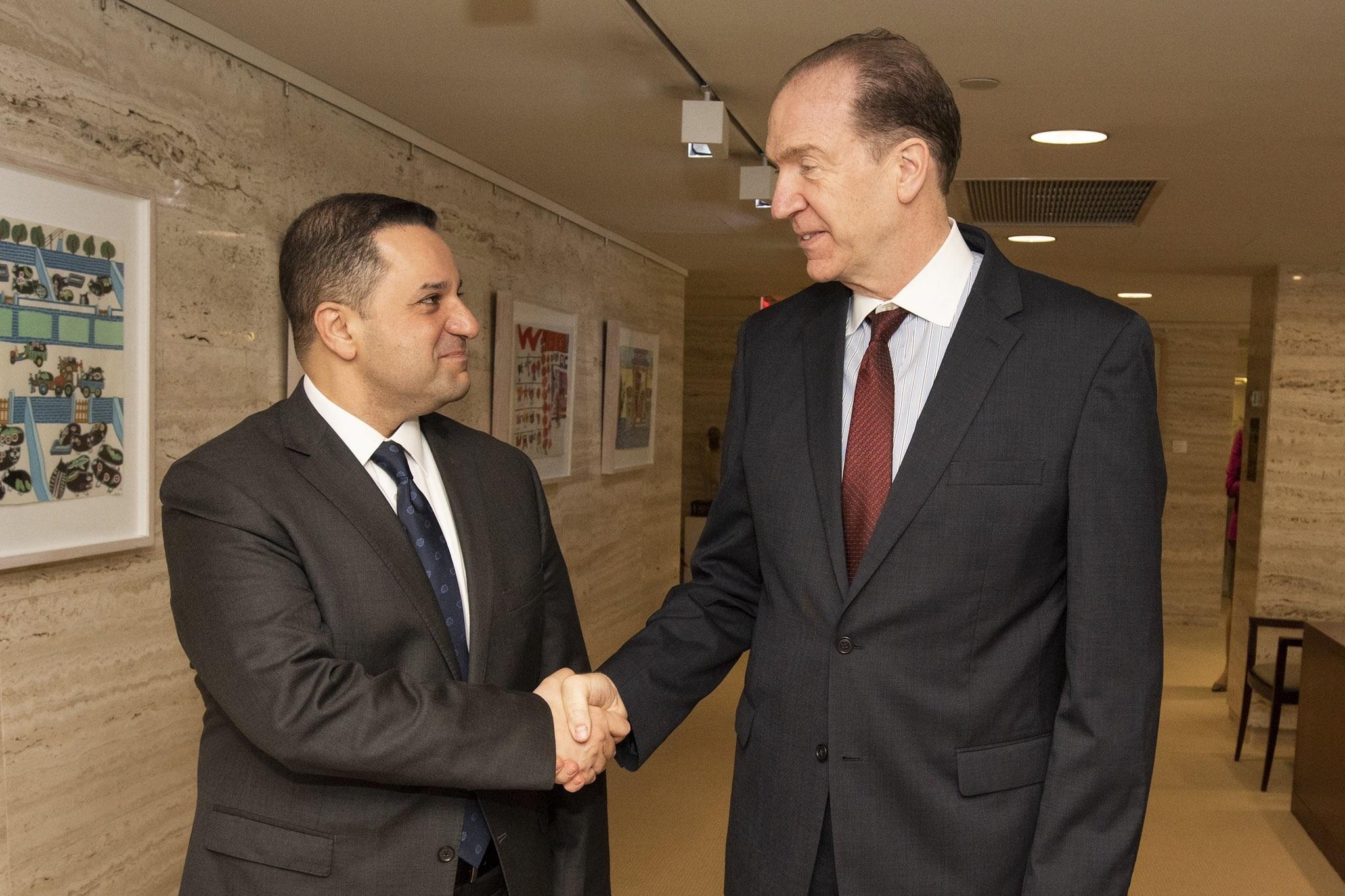  وزير المالية محمد العسعس، مع رئيس مجموعة البنك الدولي ديفيد مالباس. (البنك الدولي)
