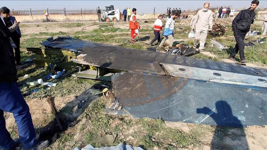 منظر عام للطائرة الأوكرانية التي أسقطت في إيران. (رويترز)