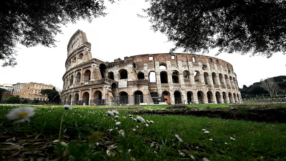 مبنى كولوسيوم في روما خلال فترة الإغلاق في إيطاليا بهدف وقف انتشار فيروس كورونا. 28/03/2020. (فينتشينزو بينتو / أ ف ب)