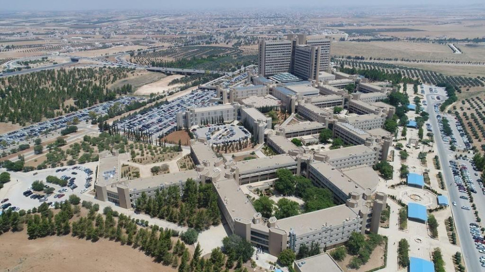 مستشفى الملك المؤسس عبدالله الجامعي في شمال الأردن. (صفحة المستشفى على فيسبوك)