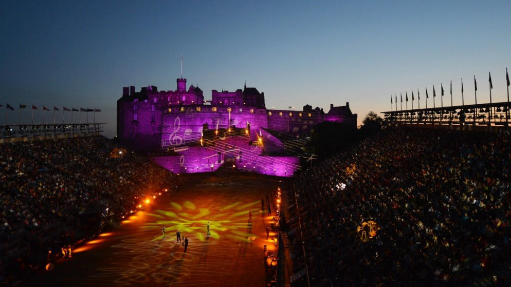  قلعة أدنبرةـ ألغيت مهرجانات أدنبرة الدولية للمرة الأولى منذ 70 عاما (أديك بيري / أ ف ب)