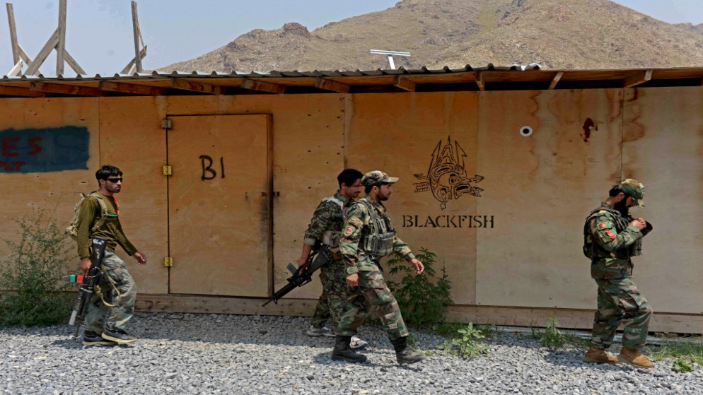 مجموعة من الجنود الأفغان في أفغانستان. (أ ف ب)