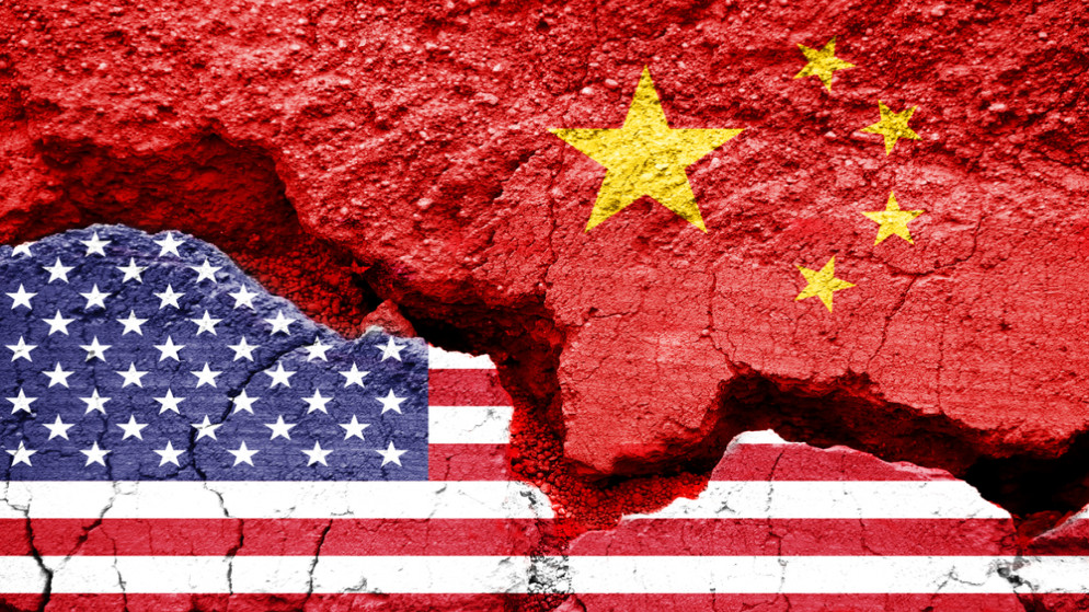 علم الولايات المتحدة الأميركية والصين. (shutterstock)