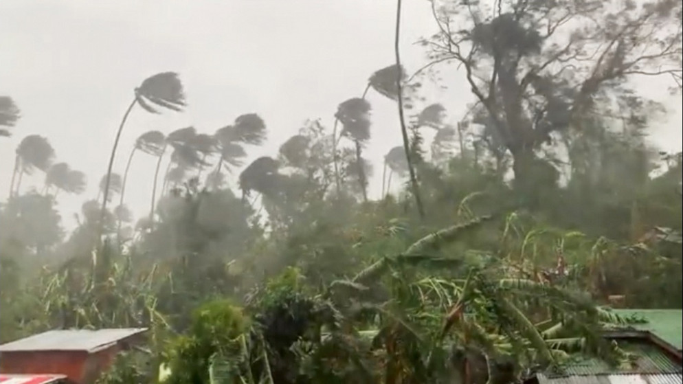 أمطار غزيرة في منطقة غابات في الفلبين، 26 تشرين الأول/ أكتوبر 2020. (رويترز)