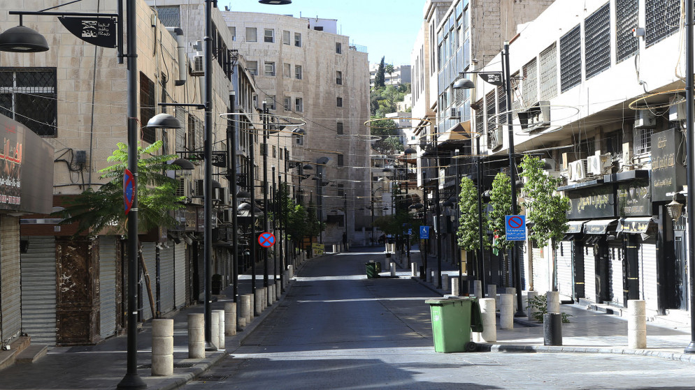شارع في منطقة وسط البلد في مدينة عمان خلال حظر تجول شامل. (صلاح ملكاوي / المملكة)