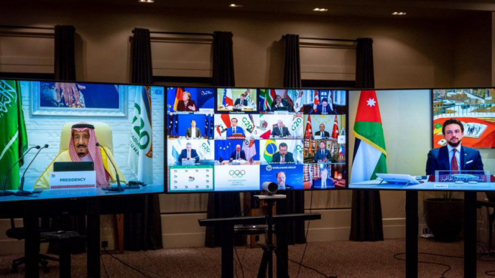 سمو الأمير الحسين بن عبدالله الثاني، ولي العهد خلال مشاركته في الجلسة الختامية لقمة قادة دول مجموعة العشرين. (الديوان الملكي الهاشمي)