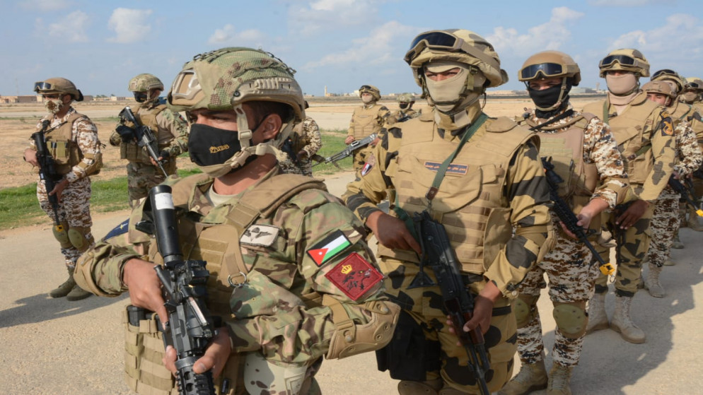 من مشاركة الأردن في التدريب المشترك "سيف العرب" في قاعدة محمد نجيب العسكرية في مصر. (القوات المسلحة الأردنية)