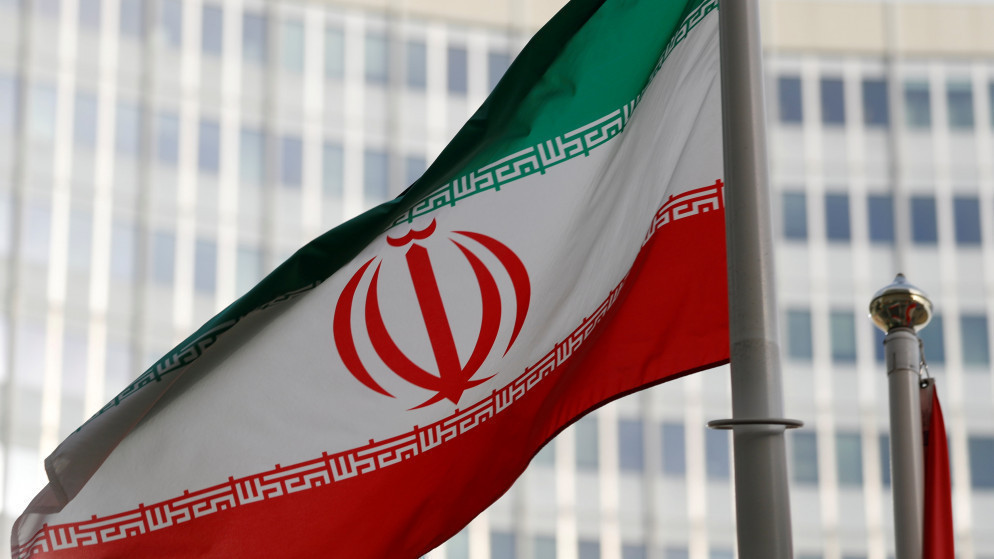علم إيران. (Shutterstock)