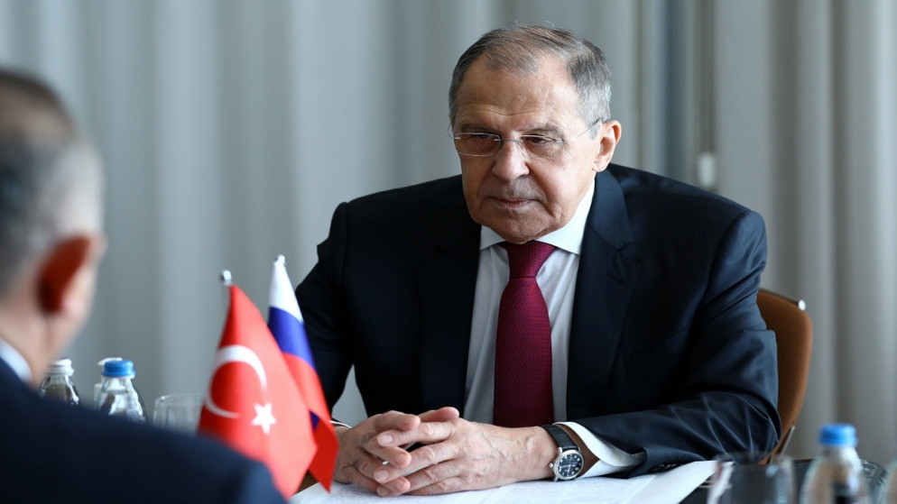 وزير الخارجية الروسي سيرجي لافروف يحضر اجتماعا مع نظيره التركي مولود جاويش أوغلو في سوتشي ، روسيا ، 29 ديسمبر 2020. (رويترز)