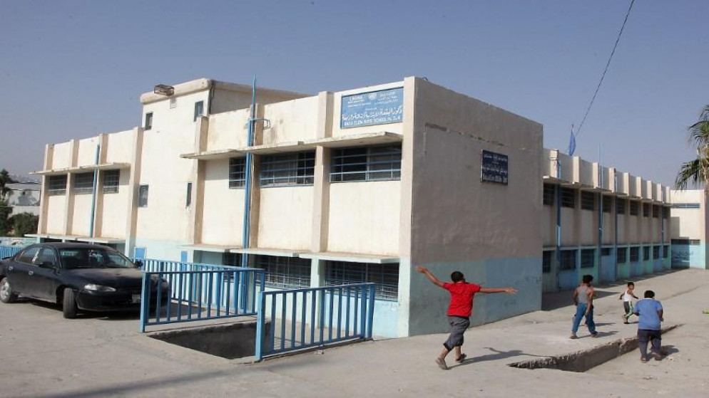 صورة أرشيفية لمدرسة تابعة لأونروا في عمّان. (أ ف ب)