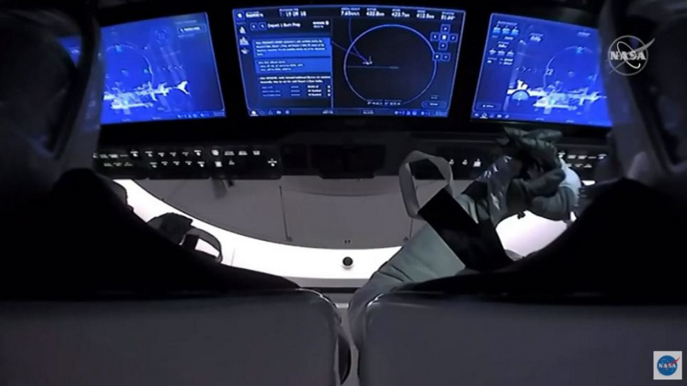 كبسولة  مركبة  كرو دراجون الجديدة، المملوكة لشركة سبيس إكس قبل انطلاقها في رحلة إلى الفضاء من محطة الفضاء الاميركية (ناسا). 01/08/2020. (وكالة ناسا / أ ف ب)