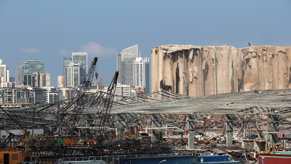 صورة تظهر الأضرار بعد انفجار مرفأ بيروت. 12 أغسطس 2020.(رويترز)