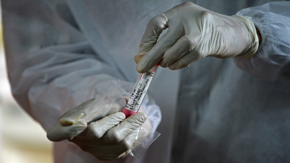 وزيرة الصحة الفلسطينية مي الكيلة أعلنت ظهر الخميس تسجيل 512 إصابة جديدة بالفيروس. (أ ف ب)