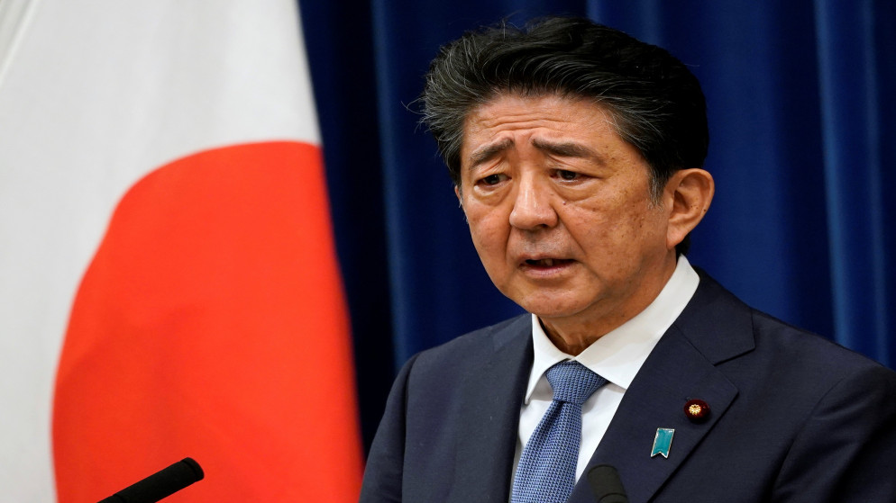 رئيس الوزراء الياباني شينزو آبي. (رويترز)