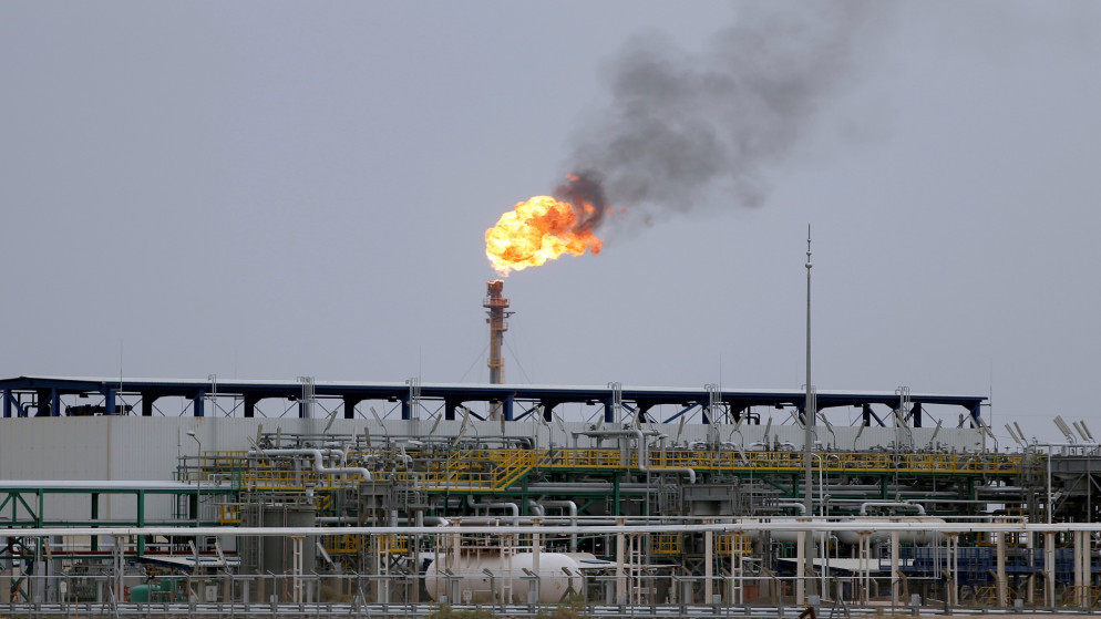 منظر عام لحقل الزبير النفطي قرب البصرة. (رويترز)