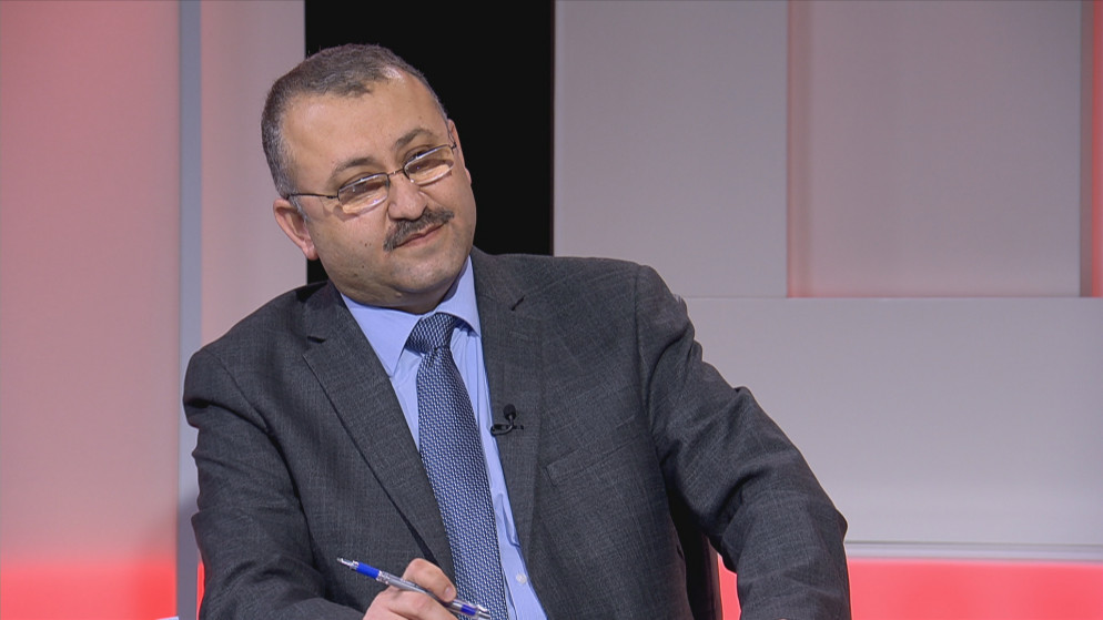 عضو اللجنة الوطنية للأوبئة أسامة أبو عطا. (المملكة)