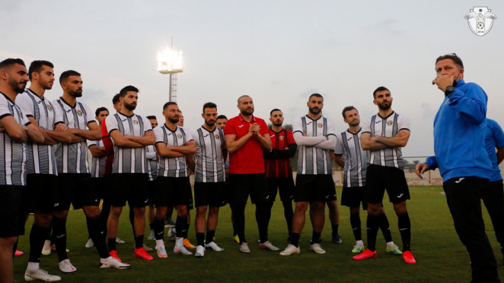 صورة سابقة لتجمع المنتخب الوطني لكرة القدم. (اتحاد كرة القدم)