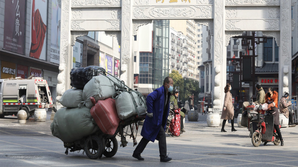 بائع متجول في ووهان في الصين. (الأمم المتحدة)