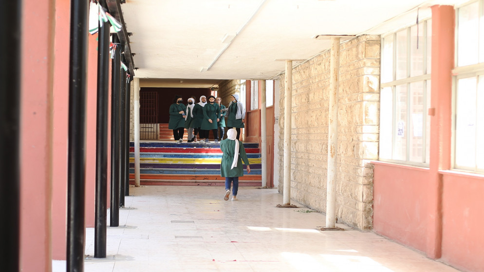طالبات في مدرسة في عمّان بعد عودة التعليم الوجاهي. (صلاح ملكاوي/ المملكة)