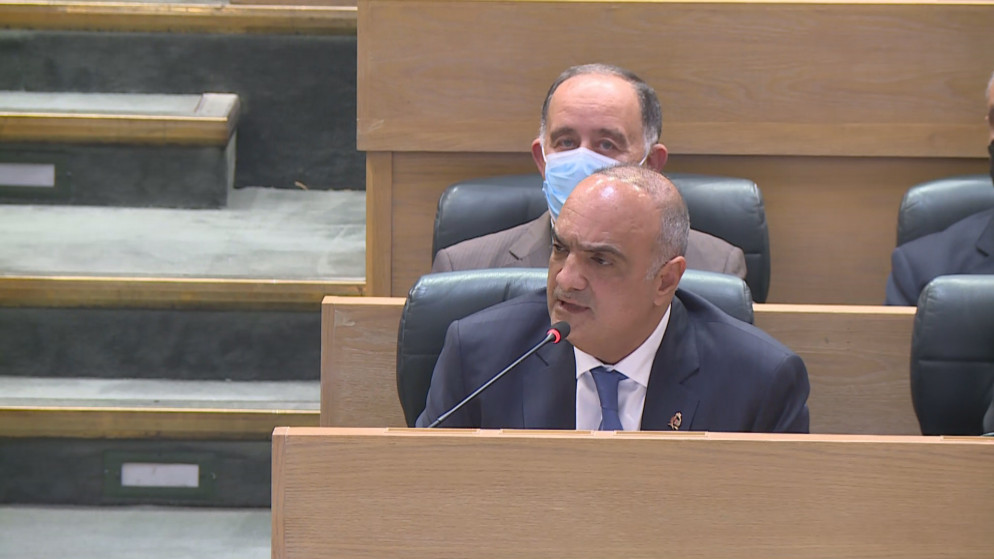 رئيس الوزراء بشر الخصاونة خلال كلمته في افتتاح الدورة العادية الأولى لمجلس النواب التاسع عشر. (المملكة)