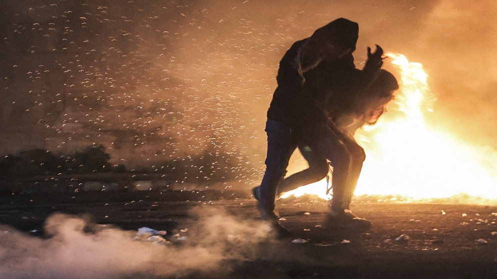 صورة أرشيفية لمواجهات بين قوات الاحتلال الإسرائيلي وفلسطينيين في الضفة الغربية المحتلة. (أ ف ب)