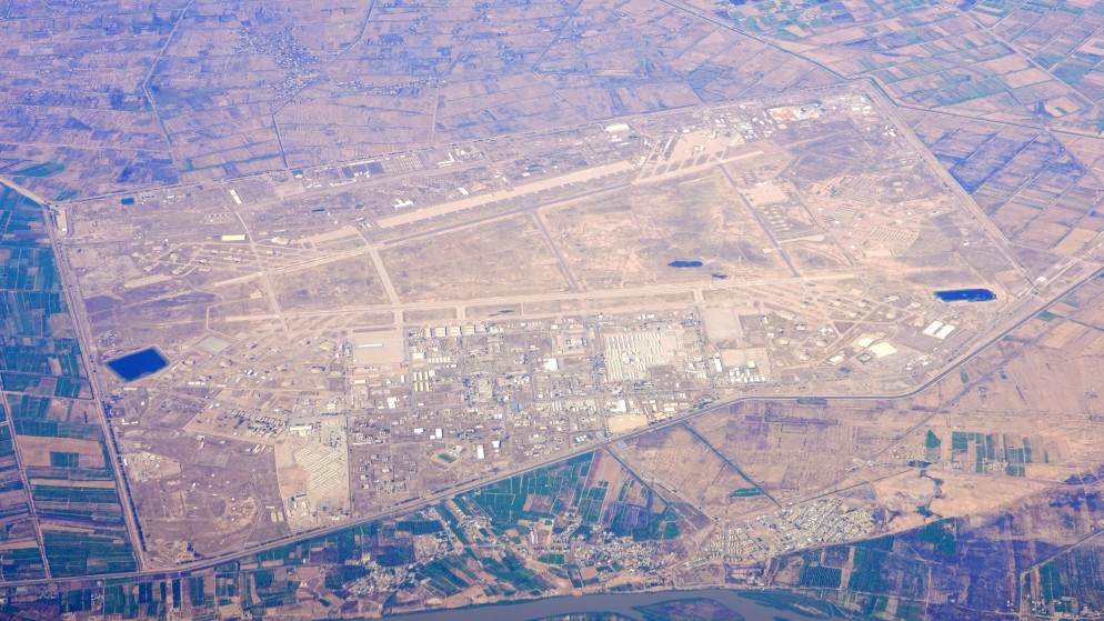 صورة جوية لقاعدة بلد الجوية العراقية شمالي بغداد. (shutterstock)